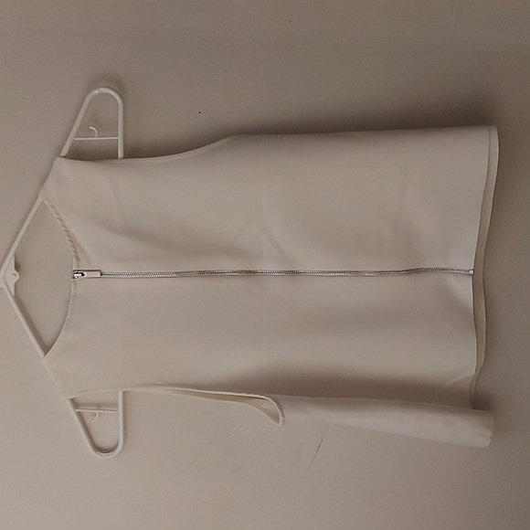 Icone White Dressy Tank Top/Office/ Executive/ Sz M/ NWOT - Picture 3 of 5